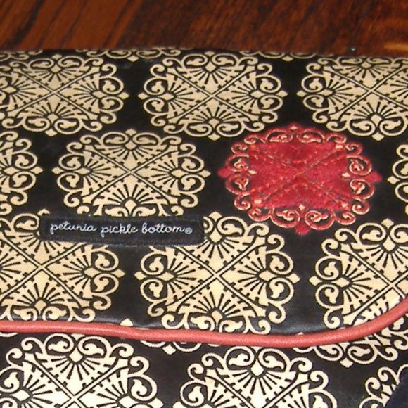 Petunia Pickle Bottom Diaper Bag - Picture 4 of 4